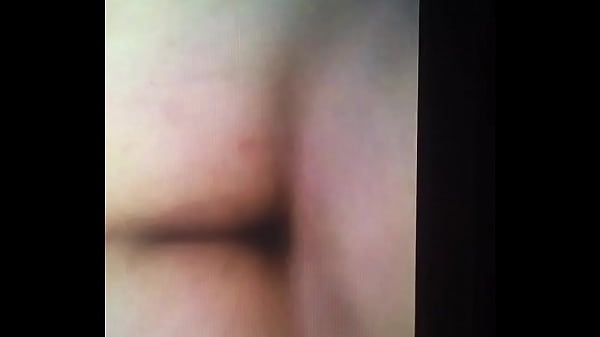 thumb brown sucks