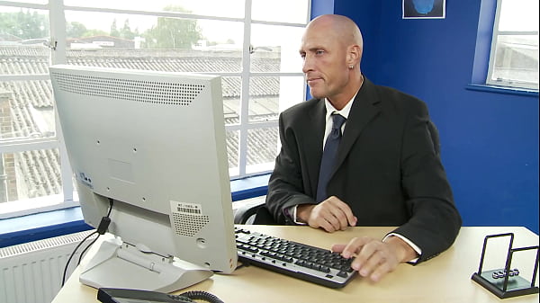 Cum Lover Jordan Kingsley Can Deepthroat & Take Dick Deep In Her Pussy - 4K Ultra HD