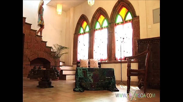 Honey woman loves huge dick