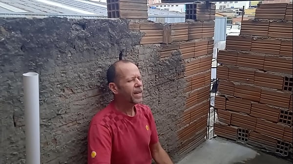I had sex with the bricklayer