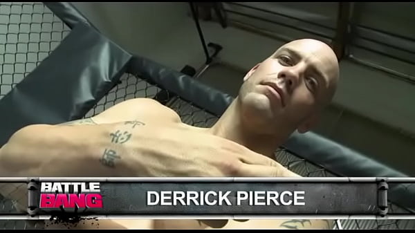 Sexy blonde Jessica Moorev fucked with MMA fighter