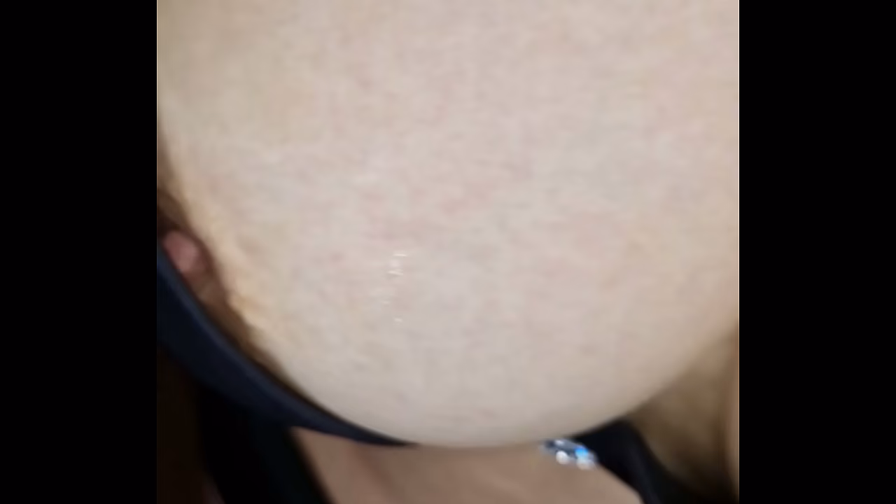 Found the nippels in a bra!