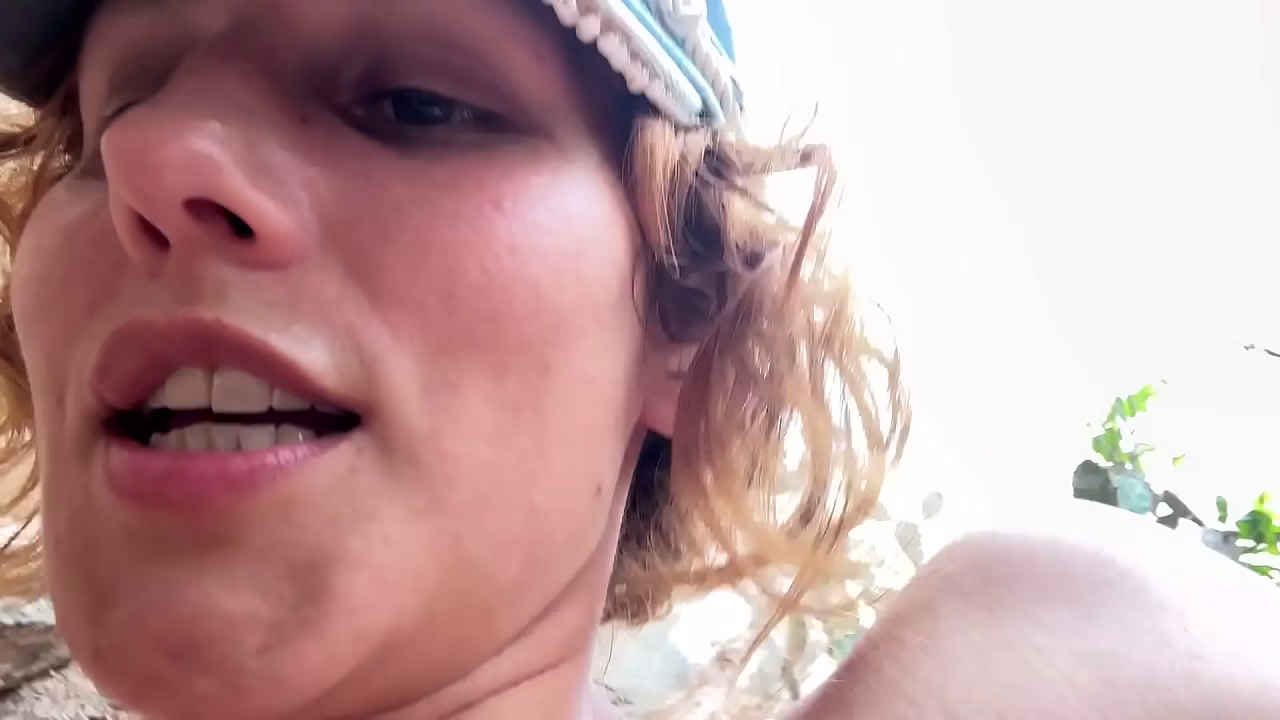 Risky Beach Masturbation: Fully Naked Solo Play by the Waves