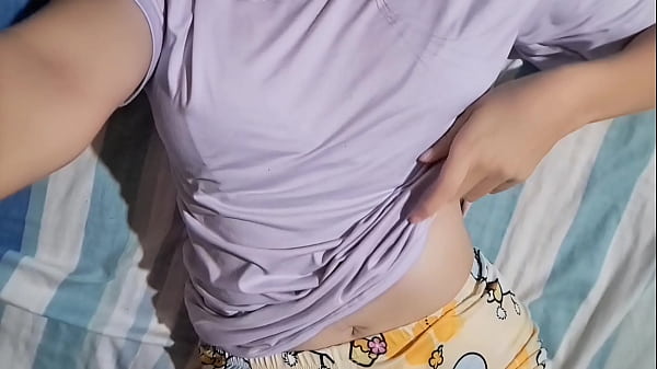 Masturbación casera de una chica latina