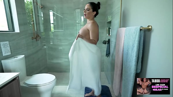 Download Video - Step Mom Catches Me Fucking her Sis in the Ass and Wants to Watch - Sheena Ryder