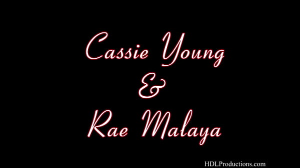 Cassie Young  & Rae Malaya - Smoking Fetish at Dragginladies