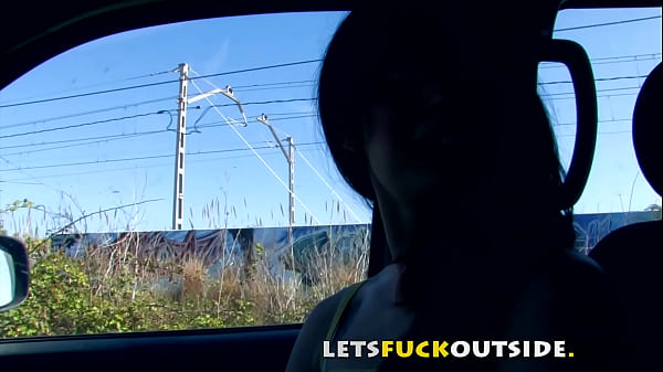 Let's Fuck Outside - She Take It In The Ass And Squirt!