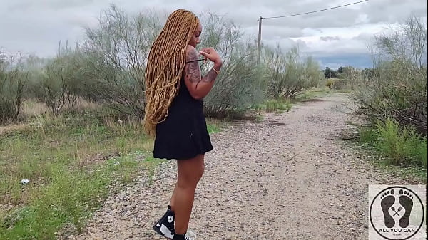 BIG ASS TITS OUT EBONY WALKING UPSKIRT SNEAKERS CONVERSE