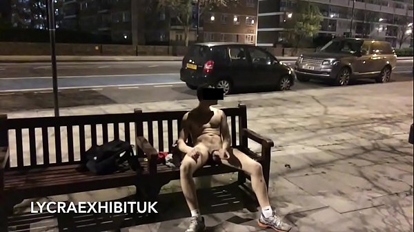 Download Video - London Streetside Showoff