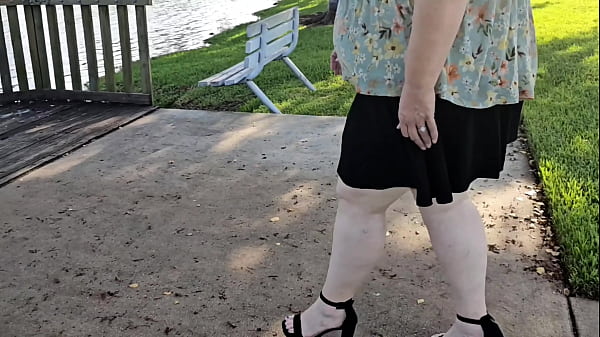 Guy approached me at the park and wanted to play with my pussy, can’t believe I let him do it (Public masturbation) Pissing hijab Muslim (bust a nut jerking off)