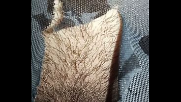 GretaLaDolce strappa la maglietta e fa' vedere ...