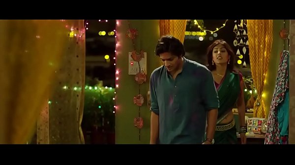 Rhea Chakraborty Hot Kissing Scene - Sonali Cable