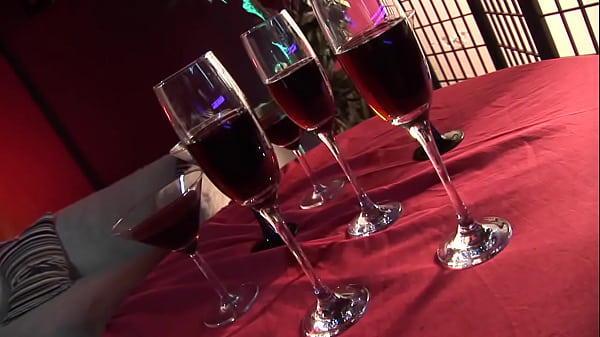 Denise Klarskov And Cathy Berry Let Him Cum On Both Their Faces At Once