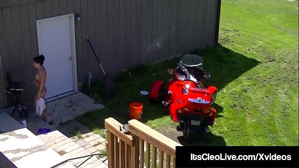 Wild Webcammer Its Cleo Mounts A Tractor & A Dildo!