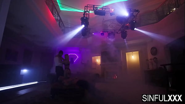Party like a Pornstar part 3! Candee Licious organizes Orgy