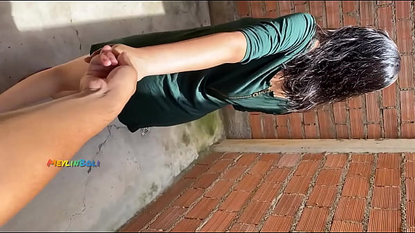 Download Video - CASERO BONITA VECINITA EN VESTIDO CORTO ES FOLLADA POR SU AMANTE PERUANITA INFIEL CHIBOLA BONITA HACE EL AMOR EN SU TERRAZA