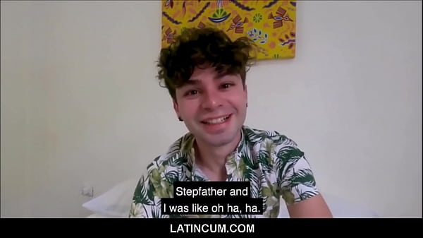 Cute Twink Latino Boy Stepson Avec Son Beau-Père Sur La Plage Et La Douche - Joe Dave, Marco