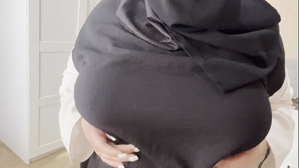 Friend's Arab wife showed tits