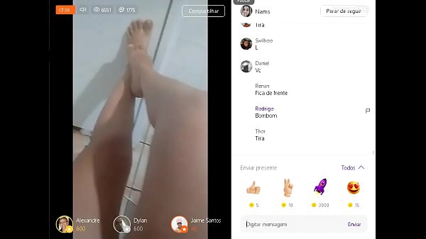 Download Video - Nana do Badoo e sua irm&atilde; cheias de tes&atilde;o na live