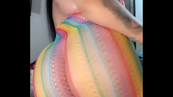 masturbation with squirt in the spa room / Miriam Prado