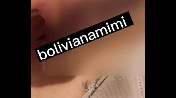 I havent done anything and my pussy got wet ??? I need a cock . Go tô bolivianamimi