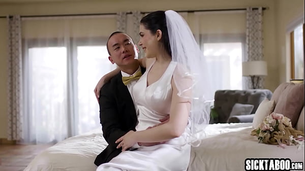 Download Video - Naughty big ass MILF bride Valentina Nappi enjoyed deep anal sex after she deepthroated by husband Ryan Driller