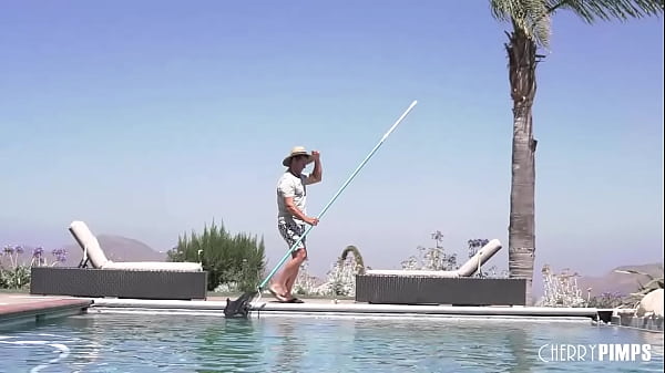 Smoking Hot Busty MILF Tempts Poolboy With A Toy In Her Ass