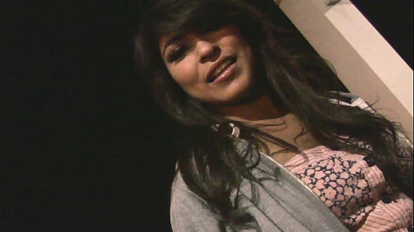 Laurie Vargas's Pussy Is Licked