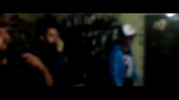 Chico Ardiente en Busca de una aventura sexual