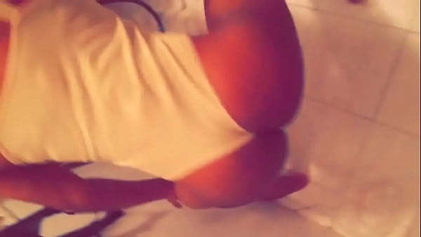 1-cdec4cb5ef722d7354b1a0a8c52380e2.MOV