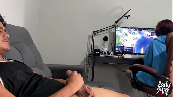 Download Video - I caught him jerking off while I was playing&comma; what do you think I did&quest;