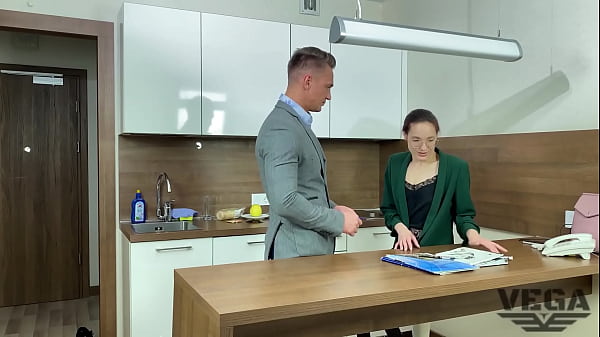 DIRECTOR FUCKED WICKED TEACHER AND CUM ON GLASSES 01
