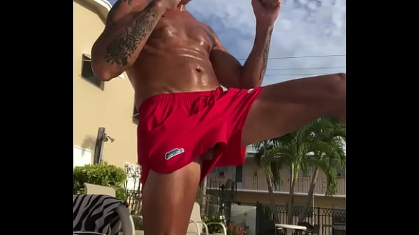 PORNSTAR MARTIAL ARTIST MAXXX LOADZ