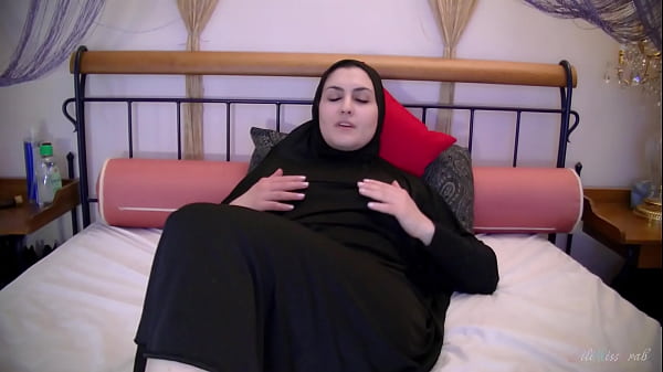Muslim Slut Wearing Hijab JOI speaking English and Arabic - Lilimissarab