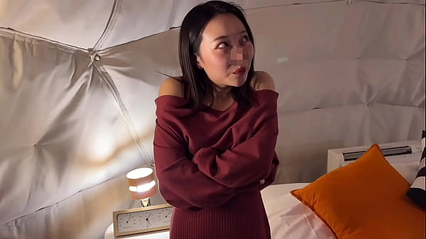 【Public Sex】Secretive sex in our tent made my gf even hornier.