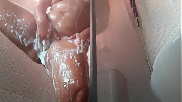 Hairy pussy masturbating in the slum !!! Paty Butt - El Toro De Oro