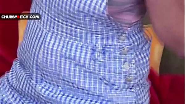 Young amateur fattie rubs her fat and tight pussy