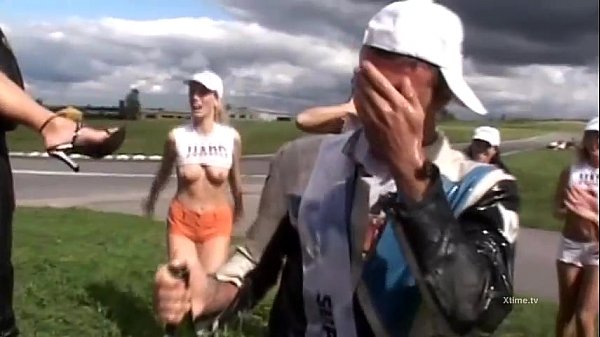 Download Video - Sexual celebration at the asses race