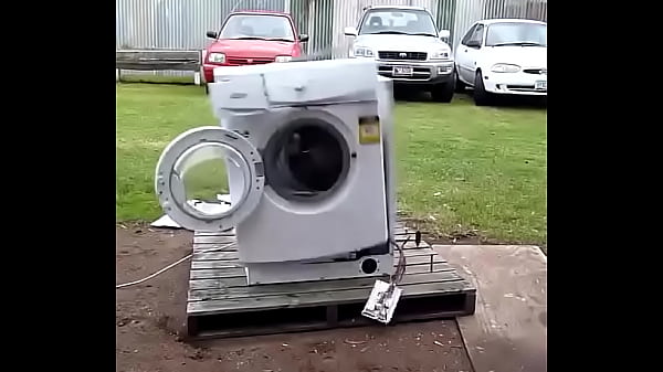 mi lavarropa se pone como loca y me la follo