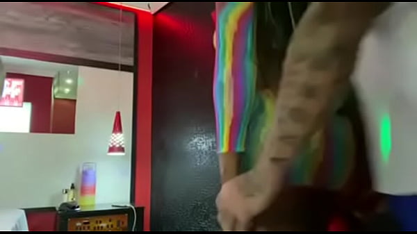 Fazendo amor gostoso com diamante negro