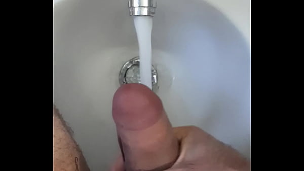 Masturbation Sous La Douche