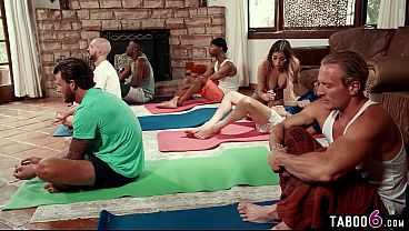 Yoga instructor babe Lilith Grace caught in accidental gangbang