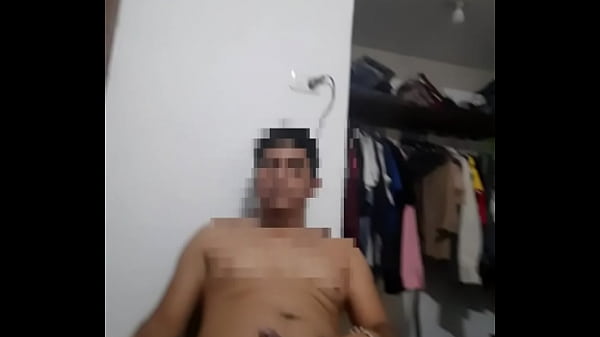 Aileen cabalgando duro