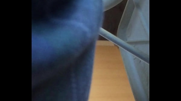 Candide 47Ans Vieux Blonde Trentenaire Look Mouillé Pantalon Vpl String P