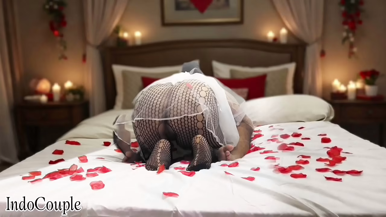 Valentine'_s Day celebrating with bride suprise gift for my Boy Friend