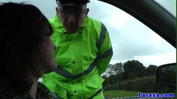 Brit milfs pussylicked and fingered