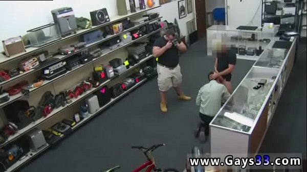 Sexy straight guy seduced by gay in locker room...