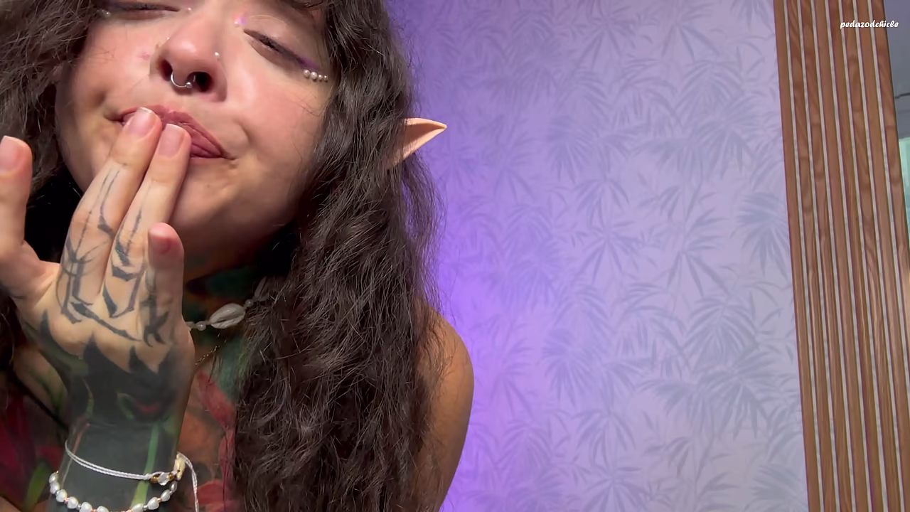 A naughty elf fuck her tight ass and does ass to mouth