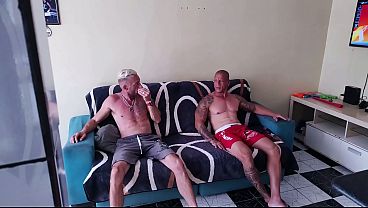 Uma surpresa grande na minha casa um fetiche com um brothe