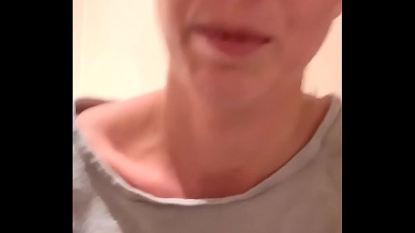 Horny In The Restaurant&excl; Fingered On The Toilet To Orgasm